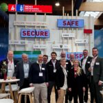 Bremer Delegation auf der Space Tech Expo (Von links nach rechts: Martin Nägele - OptoPrecision GmbH Maximilian Strauß - b.r.m. IT & Aerospace GmbH Kai Brune - Fraunhofer IFAM Jannis Balke - Aviaspace Bremen e.V. Tim Strohbach - Fraunhofer IFAM Harald Rossol - b.r.m. IT & Aerospace GmbH Sarah Rietmueller - Wirtschaftsförderung Bremen Andreas Eickhoff - Senatorin für Wirtschaft, Häfen und Transformation Markus Rossol - b.r.m. IT & Aerospace GmbH © AVIASPACE BREMEN e.V.
